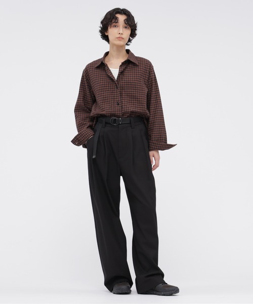MARGARET HOWELL(マーガレットハウエル)の「ORGANIC COTTON TWILL(その他パンツ・レディース・ブラック/ベージュ・1/2/3)」の3枚目の写真