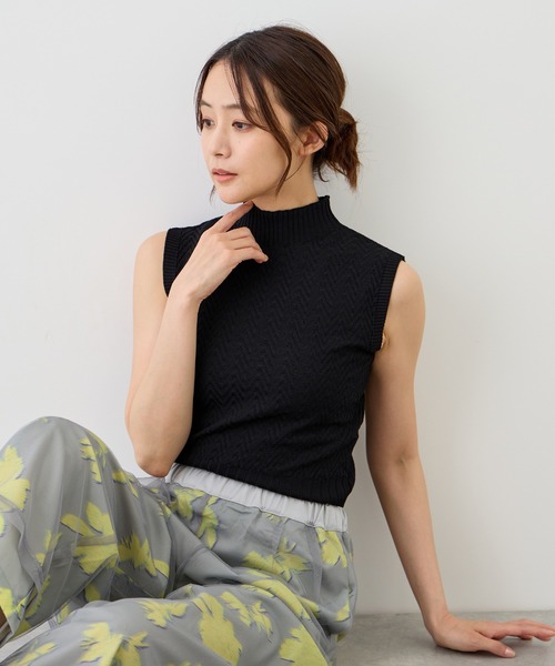 Jayro(ジャイロ)の「ヘリンボーンノースリニット(Tシャツ/カットソー・レディース・ダークブラウン/ブラック/ベージュ/ホワイト/レンガ/イエロー・M)」の10枚目の写真