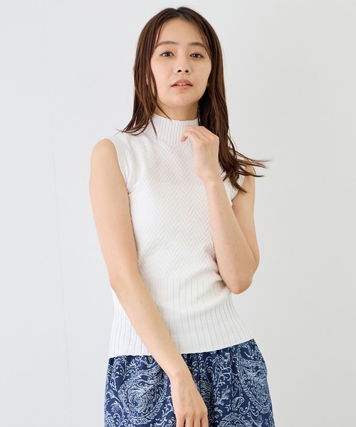 Jayro(ジャイロ)の「ヘリンボーンノースリニット(Tシャツ/カットソー・レディース・ダークブラウン/ブラック/ベージュ/ホワイト/レンガ/イエロー・M)」の13枚目の写真