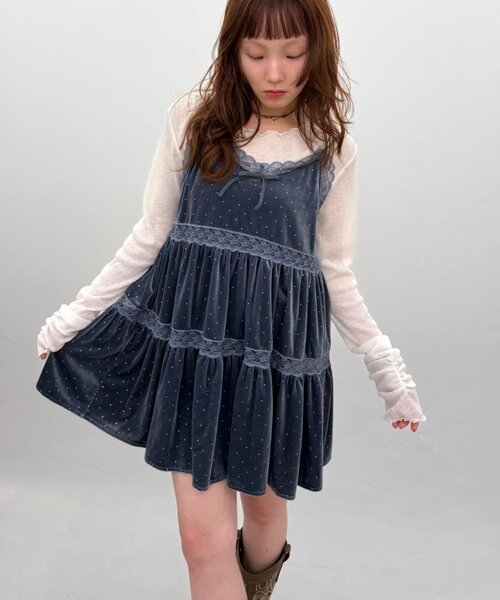 w closet(ダブルクローゼット)の「ベロアレース使いミニキャミワンピース(ワンピース・レディース・ベージュ/イエロー/ブラック/ブルー・FREE)」の3枚目の写真