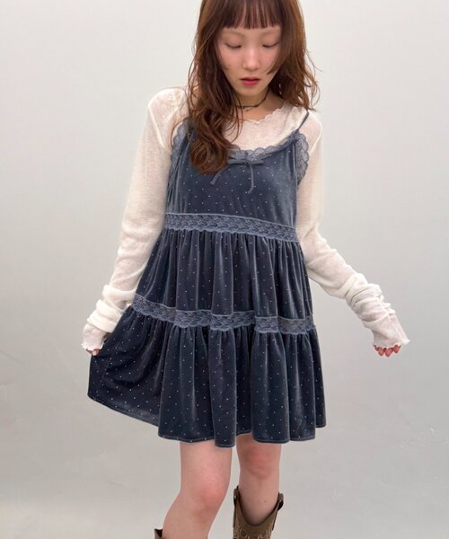 w closet(ダブルクローゼット)の「ベロアレース使いミニキャミワンピース(ワンピース・レディース・ベージュ/イエロー/ブラック/ブルー・FREE)」の9枚目の写真