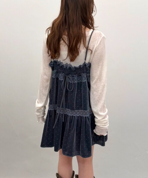 w closet(ダブルクローゼット)の「ベロアレース使いミニキャミワンピース(ワンピース・レディース・ベージュ/イエロー/ブラック/ブルー・FREE)」の11枚目の写真