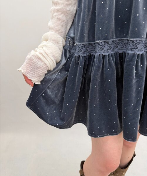w closet(ダブルクローゼット)の「ベロアレース使いミニキャミワンピース(ワンピース・レディース・ベージュ/イエロー/ブラック/ブルー・FREE)」の17枚目の写真