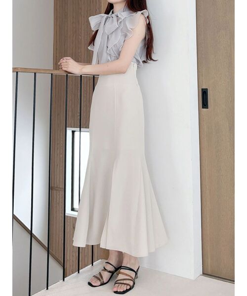 MERCURYDUO(マーキュリーデュオ)の「バックレースアップストレッチマーメイドスカート(スカート・レディース・アイボリー/ブラック・SMALL/MEDIUM)」の6枚目の写真