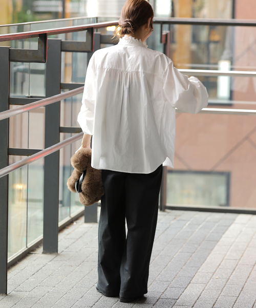 JOURNAL STANDARD relume(ジャーナルスタンダード レリューム)の「《WEB限定》フリルネックボリュームスリーブブラウス(シャツ/ブラウス・レディース・ホワイト/ブラック・FREE)」の14枚目の写真