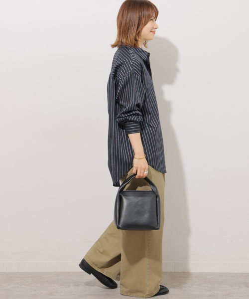 JOURNAL STANDARD relume(ジャーナルスタンダード レリューム)の「ニュアンスカラーストライプシャツ(シャツ/ブラウス・レディース・ネイビー/ブラウン/カーキ・FREE)」の18枚目の写真