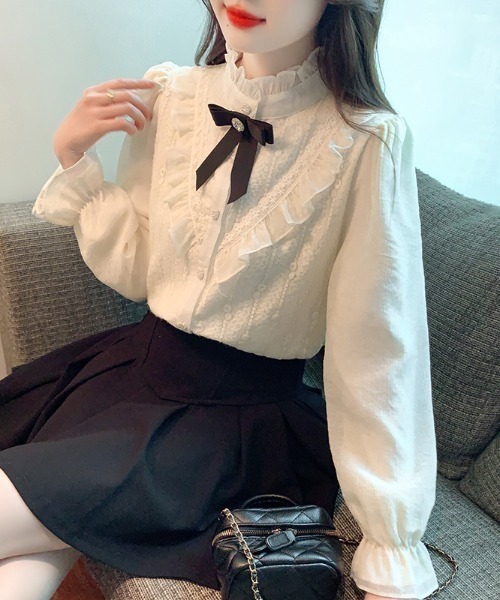 LUCPY(ラクピー)の「配色リボン フリルレースブラウス(シャツ/ブラウス・レディース・アイボリー・MEDIUM/X-LARGE/LARGE/SMALL)」の2枚目の写真