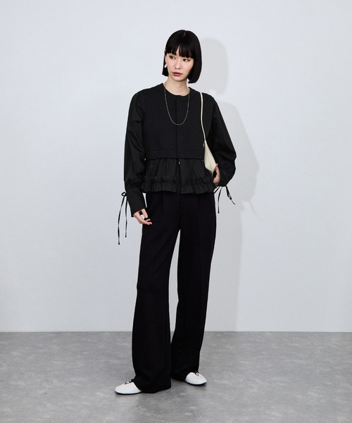 ADAM ET ROPE'(アダムエロペ)の「【サステナブル】パフスリーブニットコンビカーディガン(カーディガン/ボレロ・レディース・ブラック/キナリ・FREE)」の4枚目の写真