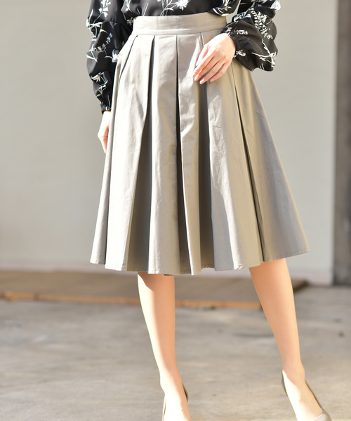 rps（アールピーエス）の「ウエストタックフレアースカート（スカート・レディース・ブラック/カーキ/キャメル/ボルドー/ダークグリーン/マスタード/グレイッシュベージュ/ネイビー/ピンク/ミント/グレー・M）」の3枚目の写真