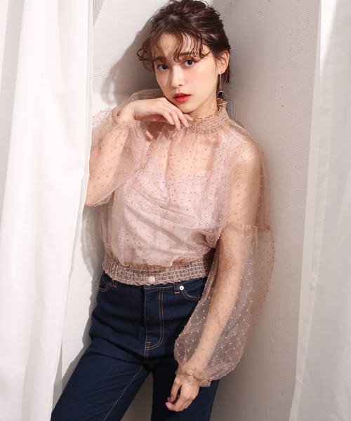 one after another NICE CLAUP（ワンアフターアナザーナイスクラップ）の「オーガンジードットブラウス（シャツ/ブラウス・レディース・ベージュ/オフホワイト・FREE）」の5枚目の写真