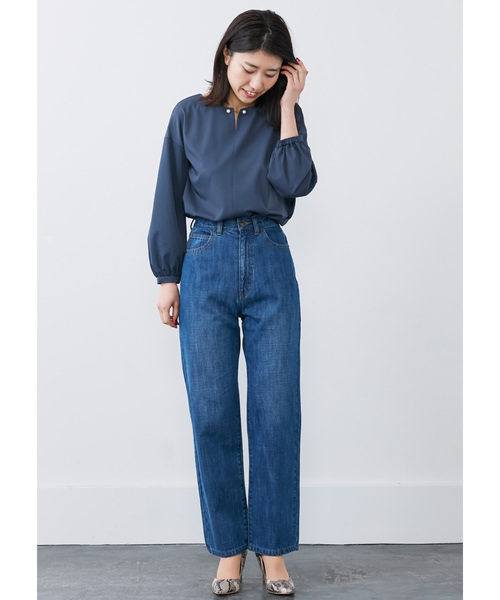 IEDIT（イディット）の「ＩＥＤＩＴ　パール調バーで華やぐ　ストレッチとろみブラウス（シャツ/ブラウス・レディース・ホワイト/ネイビー/ライトピンク/ベージュ・SMALL/MEDIUM/LARGE/X-LARGE/XX-LARGE）」の10枚目の写真