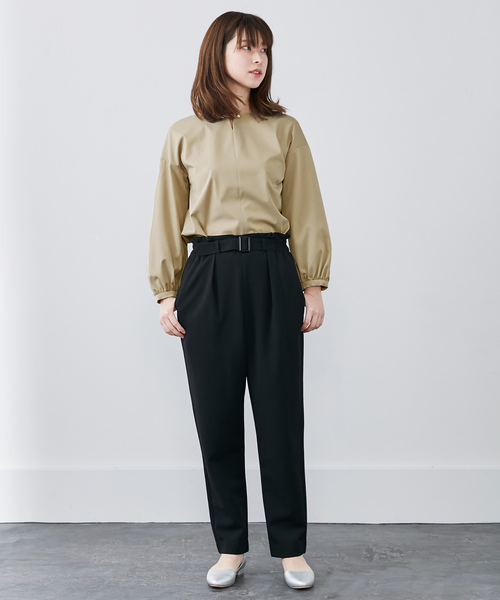 IEDIT（イディット）の「ＩＥＤＩＴ　パール調バーで華やぐ　ストレッチとろみブラウス（シャツ/ブラウス・レディース・ホワイト/ネイビー/ライトピンク/ベージュ・SMALL/MEDIUM/LARGE/X-LARGE/XX-LARGE）」の17枚目の写真