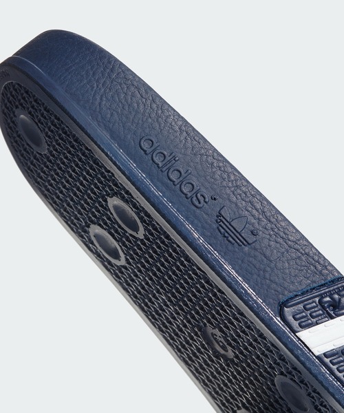 アディレッタ [ADILETTE] アディダスオリジナルス（サンダル）｜adidas（アディダス）