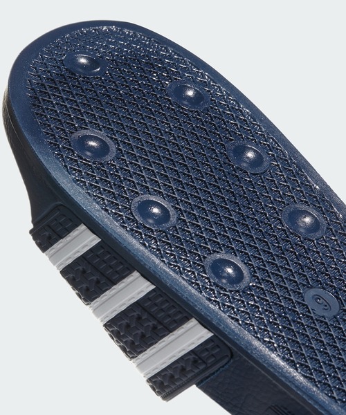 アディレッタ [ADILETTE] アディダスオリジナルス（サンダル）｜adidas（アディダス）