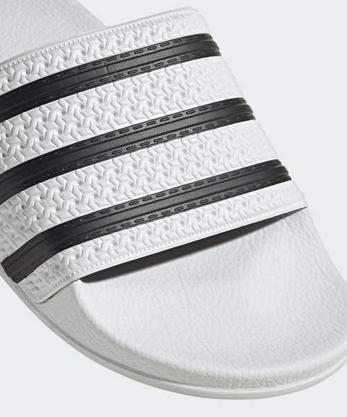 アディレッタ [ADILETTE] アディダスオリジナルス（サンダル）｜adidas（アディダス）