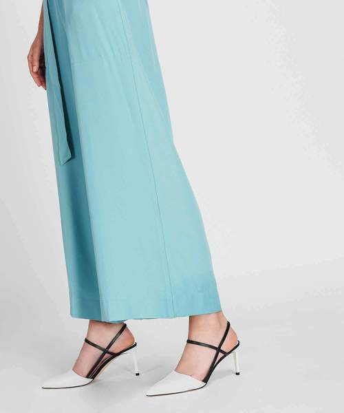 CHARLES & KEITH(チャールズ & キース)の「コントラストティーバースリングバックヒール / CONTRAST T-BAR SLINGBACK HEELS(パンプス・レディース・ホワイト/ブラック/イエロー・22.5cm/23cm/23.5cm/24.5cm/25cm/25.5cm)」の4枚目の写真