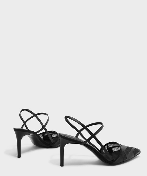 CHARLES & KEITH(チャールズ & キース)の「コントラストティーバースリングバックヒール / CONTRAST T-BAR SLINGBACK HEELS(パンプス・レディース・ホワイト/ブラック/イエロー・22.5cm/23cm/23.5cm/24.5cm/25cm/25.5cm)」の12枚目の写真