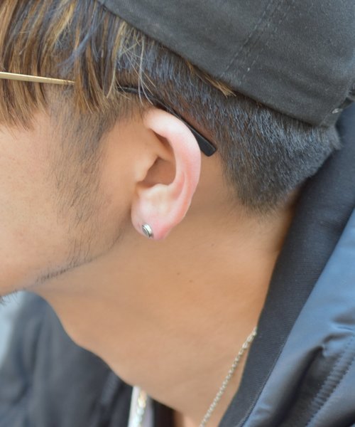 Lh Progresso Lion Progresso Heart ライオンハート のファッション カービングサークルピアス Type A ピアス 片耳用 Lion