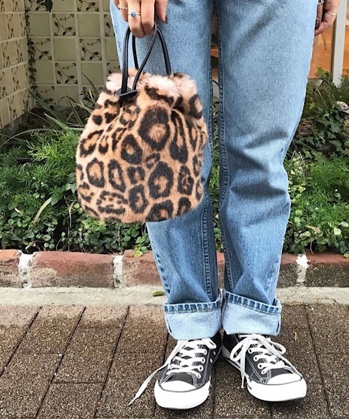 flower（フラワー）の「リトルファーバッグ（ショルダーバッグ・レディース・ベージュ/ブラウン/レオパード・FREE）」の3枚目の写真