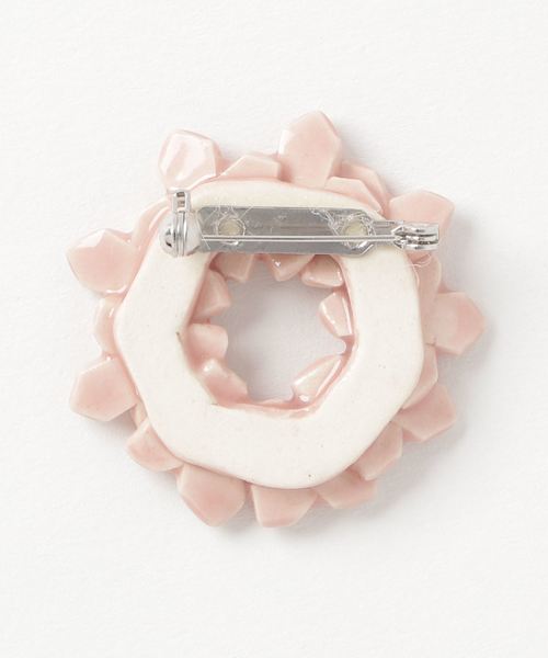 tone（トーン）の「【irodori】花のbroach（ニチニチソウ）プラム（ブローチ/コサージュ・レディース・その他・FREE）」の2枚目の写真