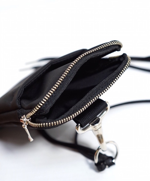 KAIKO（カイコー）の「KAIKO LIMONTA NECK BAG M（ショルダーバッグ・メンズ・ライトグレー/ブラック/サックスブルー・FREE）」の7枚目の写真