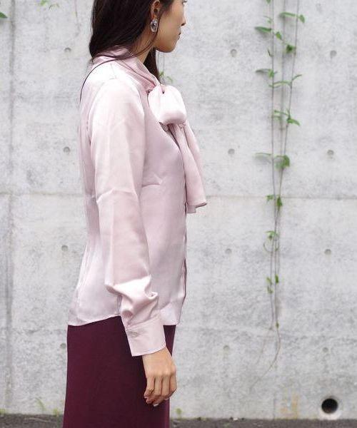 NARACAMICIE（ナラカミーチェ）の「サテンボウタイ長袖ブラウス（シャツ/ブラウス・レディース・ホワイト/ピンク・MEDIUM/LARGE/X-LARGE/XX-LARGE）」の10枚目の写真