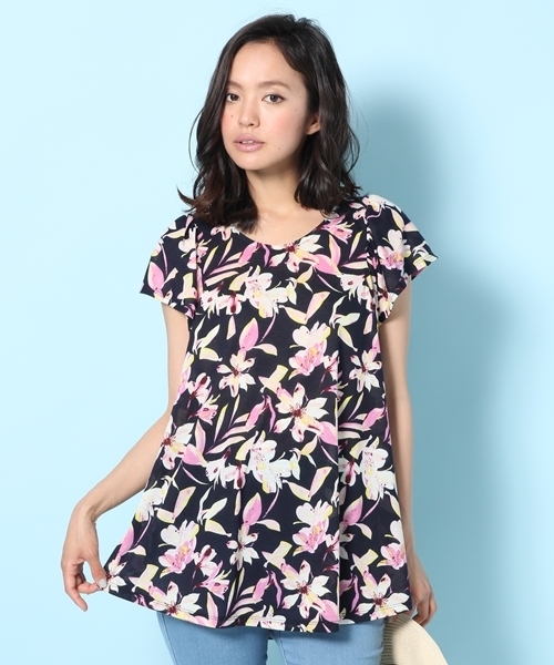 Heather(ヘザー)の「フラワーBIGTシャツ半袖 548705(Tシャツ/カットソー・レディース・アイボリー/ライトイエロー/ネイビー・FREE)」の2枚目の写真