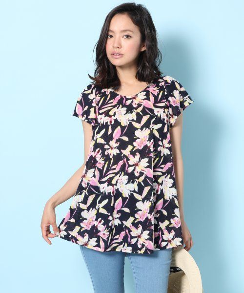 Heather(ヘザー)の「フラワーBIGTシャツ半袖 548705(Tシャツ/カットソー・レディース・アイボリー/ライトイエロー/ネイビー・FREE)」の15枚目の写真