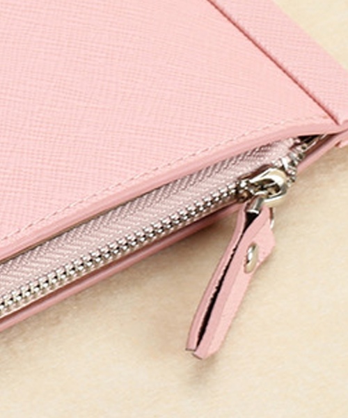 DAY CLOSET（デイ クローゼット）の「きれいめ両面ダブルカードポケットカードケース（カードケース・レディース・ブラック/パープル/ネイビー/ブラウン/レッド/ピンク/ブロンズ/ベビーピンク・ONE SIZE）」の9枚目の写真