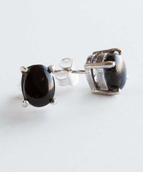 TONE SELECT GOODS(トーンセレクトグッズ)の「【925 SILVER ACC】天然石オーバルピアスSV925(OG)(ピアス(両耳用)・レディース・ホワイト/ブラック/ブラウン/グリーン・FREE)」の2枚目の写真