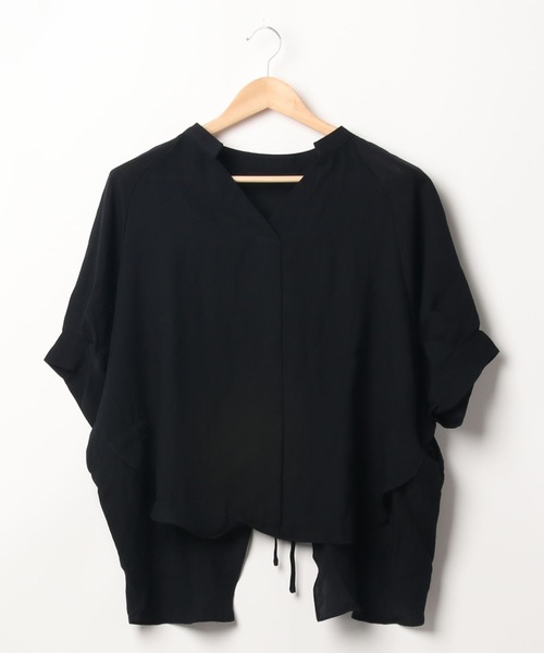 INTERPLANET（インタープラネット）の「ＢＡＣＫリボンブラウス（シャツ/ブラウス・レディース・ライム/ベージュ/ブラック/オフホワイト・FREE）」の22枚目の写真