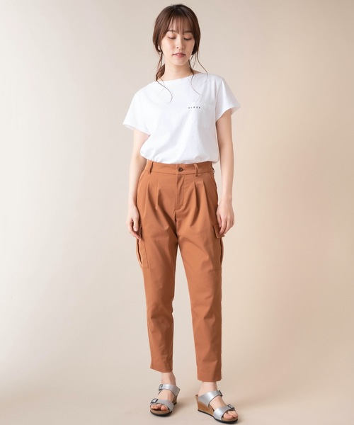 La SRIC(ラスリック)の「La SRIC/カーゴテーパードPT(その他パンツ・レディース・ライトカーキ/ブラック/テラコッタ・38)」の2枚目の写真