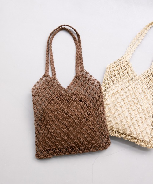 LOWRYS FARM（ローリーズファーム）の「キンチャクツキペーパートート　864037（トートバッグ・レディース・ベージュ/ブラウン/グレー・FREE）」の4枚目の写真