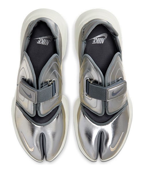 NIKE(ナイキ)の「【NIKE】W NIKE AQUA RIFT(サンダル・レディース・シルバー系その他・23/23.5/24/24.5/25)」の3枚目の写真