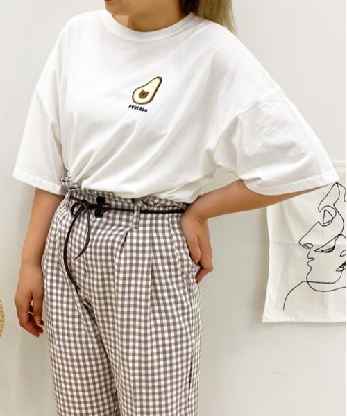 apres jour（アプレジュール）の「アボカドベアーT【ZOZOTOWN限定アイテム】（Tシャツ/カットソー・レディース・ブラック/グレー系その他/チャコールグレー/ホワイト系その他/その他/ライトホワイト/ホワイト系その他2/ダークグレー/グレー/ホワイト/スモークグレー/オフホワイト・フリー）」の18枚目の写真