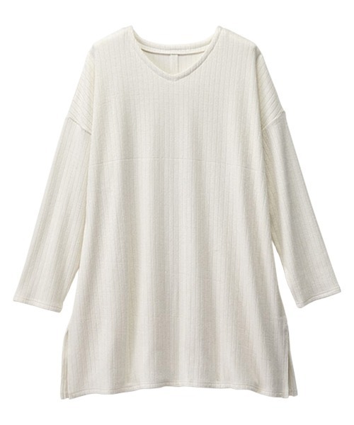 RANAN(ラナン)の「Vネックゆるカットソーチュニック(Tシャツ/カットソー・レディース・ライトグレー/ライトベージュ/カーキ/レッド/ブラック/オフホワイト/モカ/ブルーグリーン・L/M/LL)」の19枚目の写真