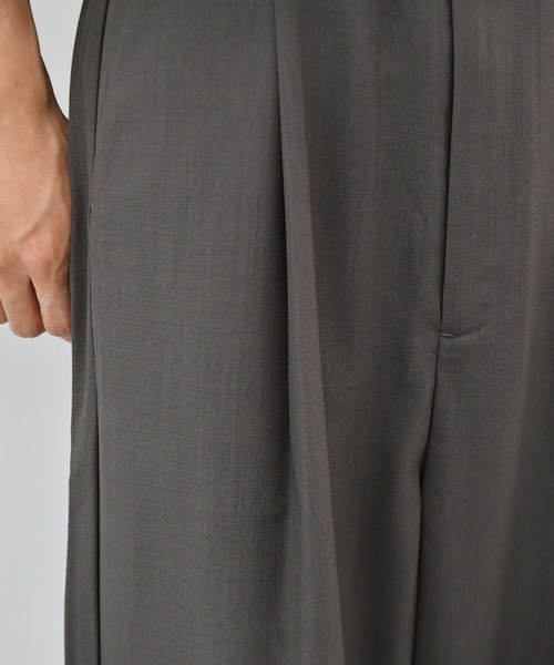 kutir（クティール）の「１タックワイドストレートパンツ（その他パンツ・メンズ・ダークグリーン/ブラック/モカ・MEDIUM/SMALL/LARGE）」の5枚目の写真