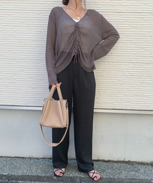 CLEA(クレア)の「ドロストシアーニット(ニット/セーター・レディース・ブラック/ベージュ/グレイッシュベージュ/ホワイト・FREE)」の18枚目の写真