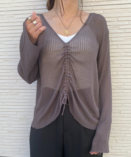 CLEA(クレア)の「ドロストシアーニット(ニット/セーター・レディース・ブラック/ベージュ/グレイッシュベージュ/ホワイト・FREE)」の15枚目の写真
