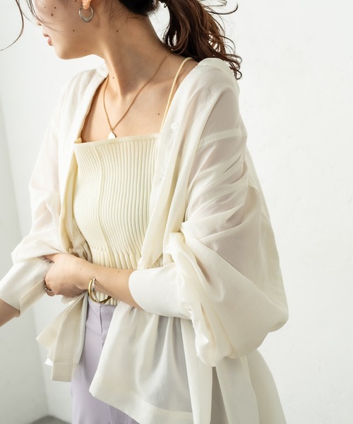 mystic（ミスティック）の「ドロストペプラムシャツ（シャツ/ブラウス・レディース・ブラック/ベージュ/オフホワイト/ライトグレー・FREE）」の3枚目の写真