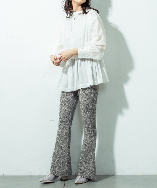 mystic（ミスティック）の「ドロストペプラムシャツ（シャツ/ブラウス・レディース・ブラック/ベージュ/オフホワイト/ライトグレー・FREE）」の6枚目の写真