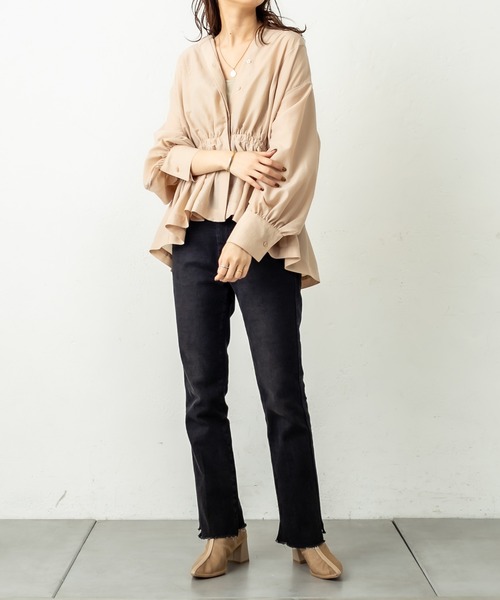 mystic（ミスティック）の「ドロストペプラムシャツ（シャツ/ブラウス・レディース・ブラック/ベージュ/オフホワイト/ライトグレー・FREE）」の18枚目の写真