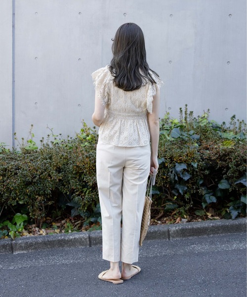 flower（フラワー）の「クリアリーカットワークトップ（シャツ