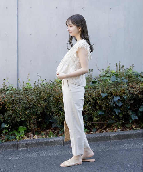 flower（フラワー）の「クリアリーカットワークトップ（シャツ/ブラウス・レディース・アイボリー/ブラウン/ブルー・FREE）」の7枚目の写真