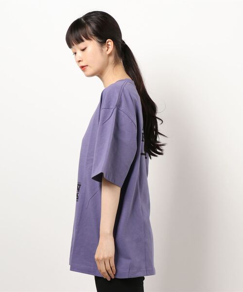 Vintage PEANUTS（ビンテージピーナッツ）の「CHARLIE BROWN TEE　＊☆（Tシャツ/カットソー・レディース・パープル・MEDIUM/LL/SMALL/LARGE）」の4枚目の写真