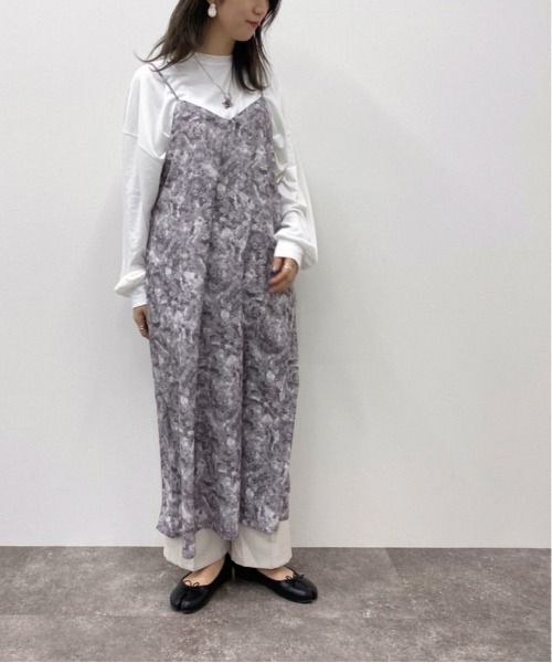 apres jour mignon(アプレジュールミニョン)の「マーブル柄キャミワンピース【ZOZOTOWN限定アイテム】(ワンピース・レディース・ベージュ/ダークパープル/ブルー系その他・X-LARGE/フリー)」の20枚目の写真