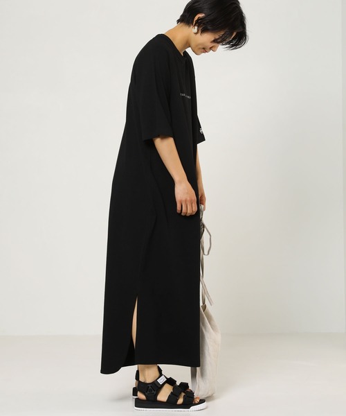 FRANKLIN & MARSHALL（フランクリンマーシャル）の「FRANKLIN ＆ MARSHALL/フランクリンマーシャル 別注コットンビッグTワンピース（ワンピース・レディース・ブラック/ホワイト・マルチサイズ）」の21枚目の写真