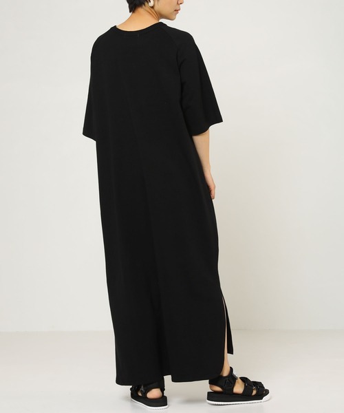 FRANKLIN & MARSHALL（フランクリンマーシャル）の「FRANKLIN ＆ MARSHALL/フランクリンマーシャル 別注コットンビッグTワンピース（ワンピース・レディース・ブラック/ホワイト・マルチサイズ）」の5枚目の写真