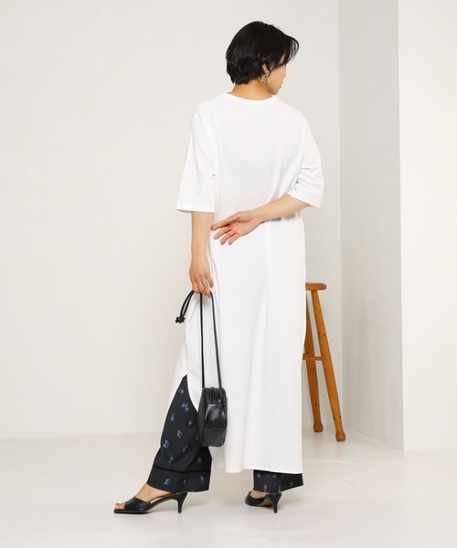 FRANKLIN & MARSHALL（フランクリンマーシャル）の「FRANKLIN ＆ MARSHALL/フランクリンマーシャル 別注コットンビッグTワンピース（ワンピース・レディース・ブラック/ホワイト・マルチサイズ）」の11枚目の写真