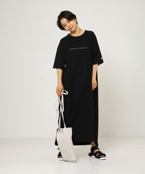 FRANKLIN & MARSHALL（フランクリンマーシャル）の「FRANKLIN ＆ MARSHALL/フランクリンマーシャル 別注コットンビッグTワンピース（ワンピース・レディース・ブラック/ホワイト・マルチサイズ）」の16枚目の写真